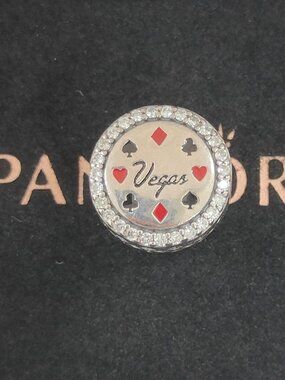 Pandora Las Vegas Exclusive Poker Player Charm Card Suits Casino Button Bead 925